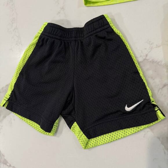 Adidas Boys TwoPiece Game Time Short Set w/Nike Shorts Boys 2T Black/Neon Yellow - Picture 3 of 9